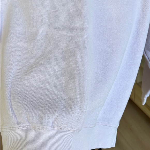 PINK Sweatshirt. Size Small. Signs of wear on the inside. - Picture 5 of 5